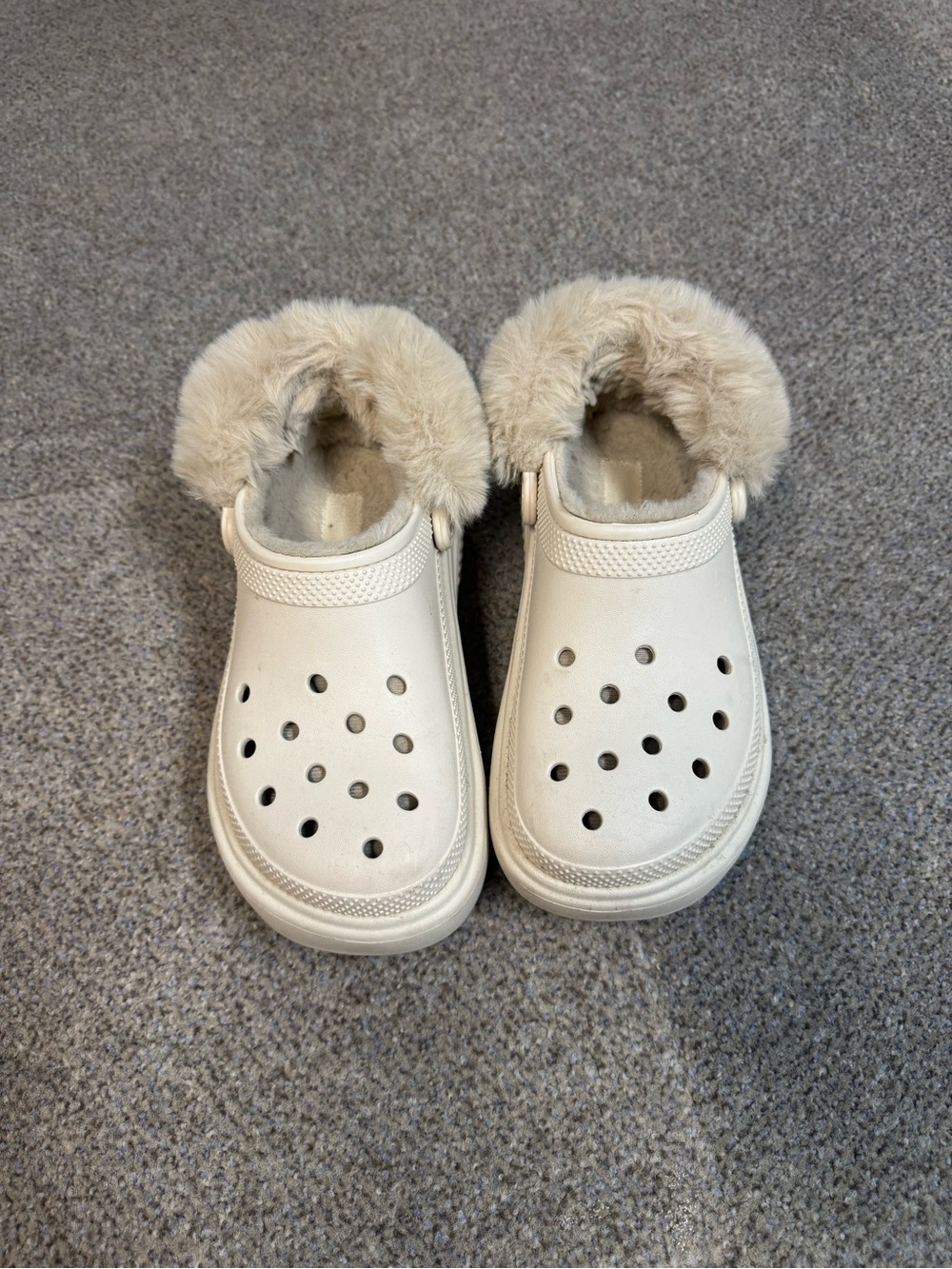 Women  Fur Lined Slip-On Clogs - Cream